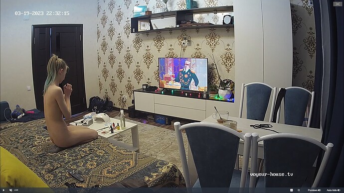 Ashampoo_Snap_dimanche 19 mars 2023_16h32m56s_026_Clara & Stas apartment with reallifecam cameras at Voyeur House TV - Google Chrome