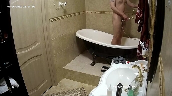 realm48-cam111-1651695303