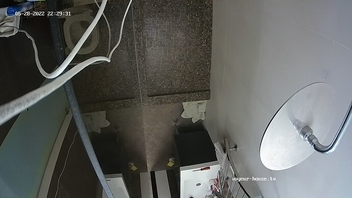 realm64-cam112-1653766203