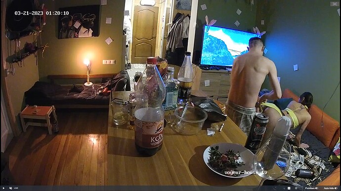 Ashampoo_Snap_lundi 20 mars 2023_23h21m34s_017_Jenya DADYA & friends apartment with reallifecam cameras at Voyeur House TV - Google Chrome