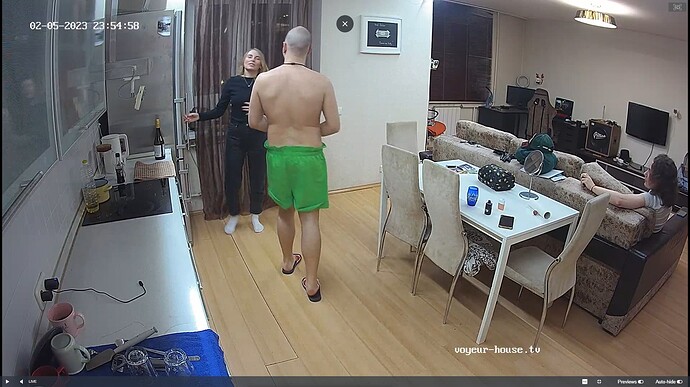 Ashampoo_Snap_dimanche 5 février 2023_18h55m51s_013_Kitchen camera at Dexter & Kelly reallifecam apartment at Voyeur House TV (cam11) - Google Chrome