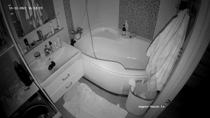 M&H bathroom  normal