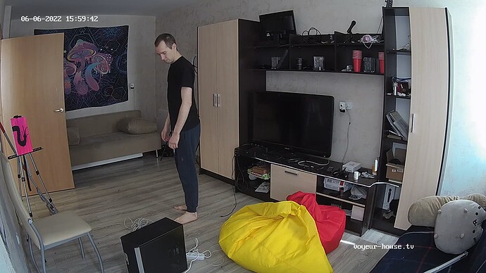 realm42-cam15-1654533567