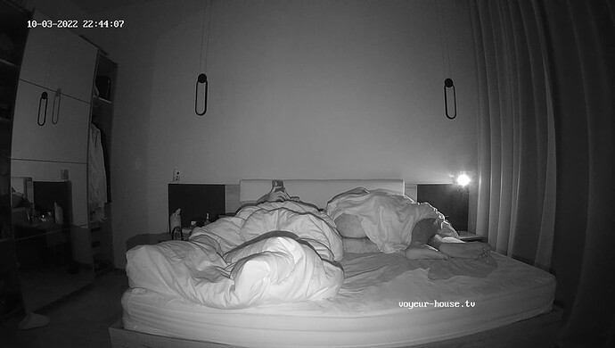 realm8-cam18-1664826385