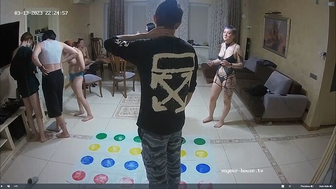 Ashampoo_Snap_lundi 13 mars 2023_20h26m2s_068_Party House apartment with reallifecam cameras at Voyeur House TV - Google Chrome