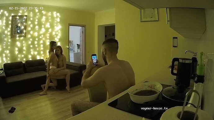 realm8-cam12-1644960983
