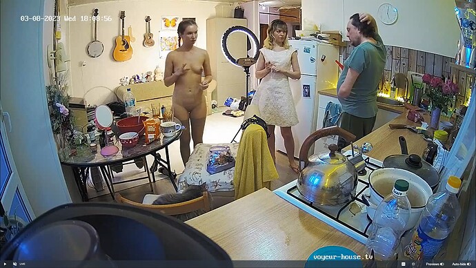 Ashampoo_Snap_mercredi 8 mars 2023_16h9m44s_003_Clara & Stas apartment with reallifecam cameras at Voyeur House TV - Google Chrome