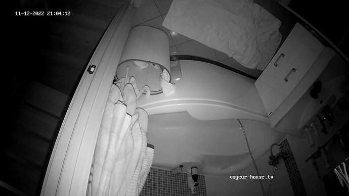 H&M bathroom new cam setup 11-12-22