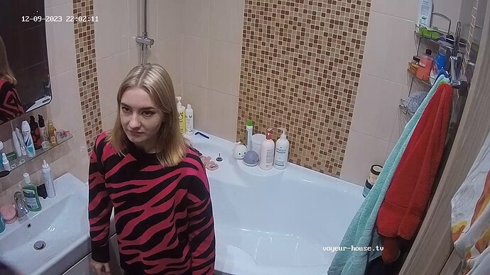 realm62-cam110-1702157869