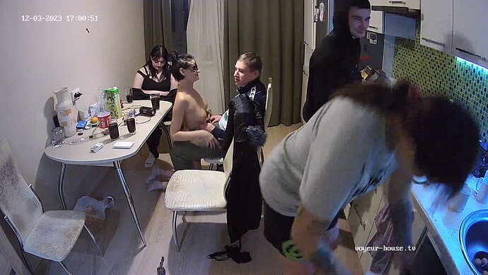 realm62-cam12-1701621317