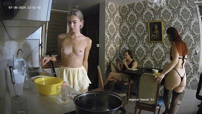 realm8-cam13-1722399961