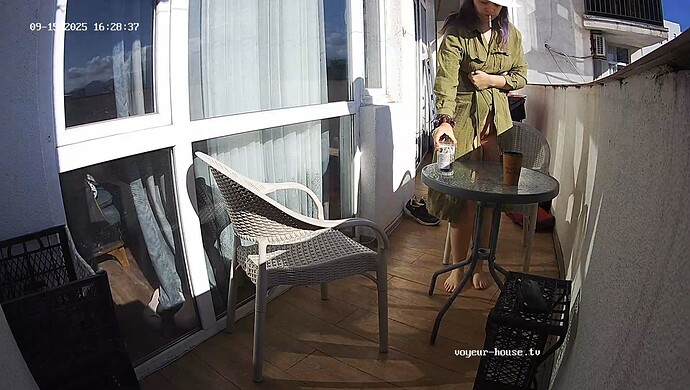 realm114-cam111-1757963338