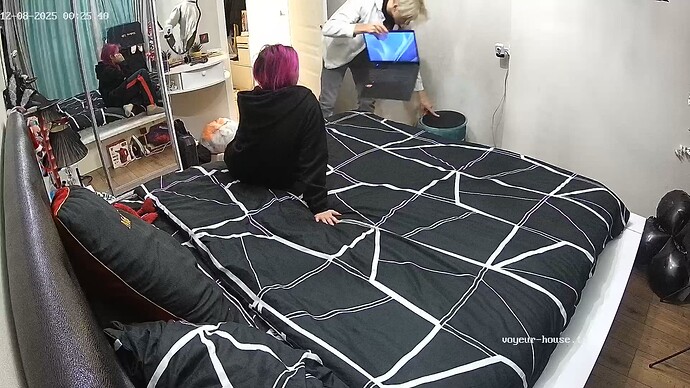 realm42-cam16-1765142776