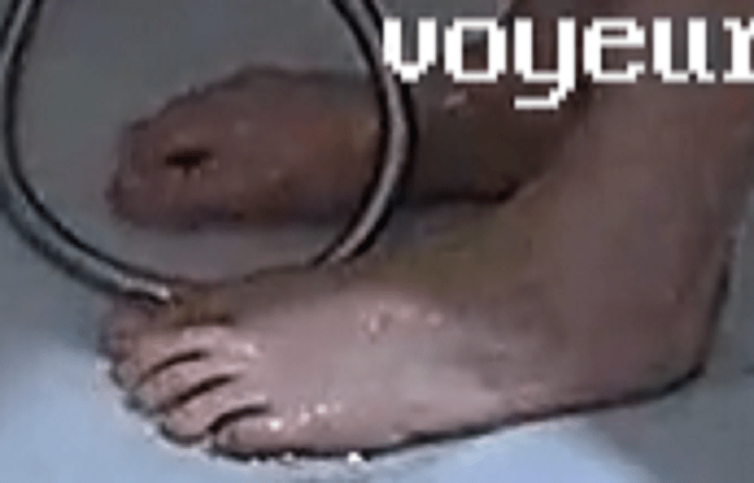 feet Goldie 4-10-21
