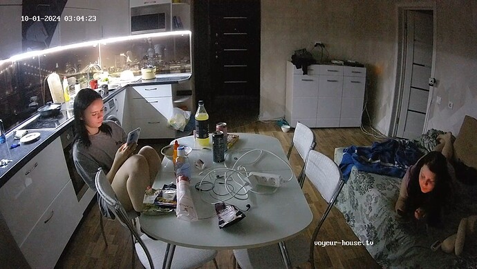 realm69-cam12-1727737503 (1)