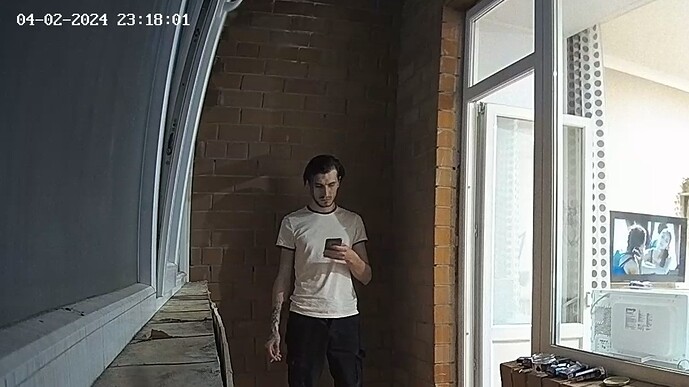 realm12-cam111-1712081918