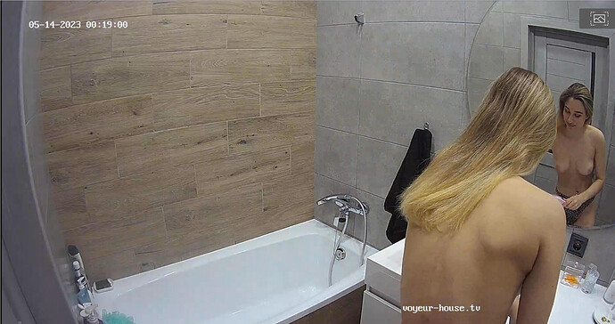 Screenshot 2023-05-13 at 17-19-51 Bedroom camera at Amelie & Lucas reallifecam apartment at Voyeur House TV (cam17)