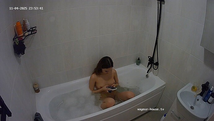 realm13-cam19-1762354126