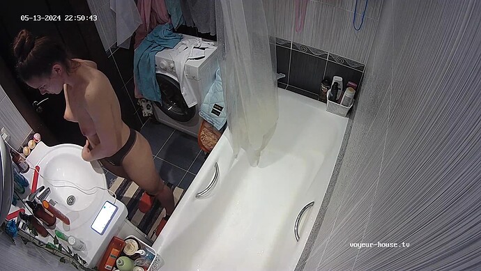 realm37-cam111-1715663972