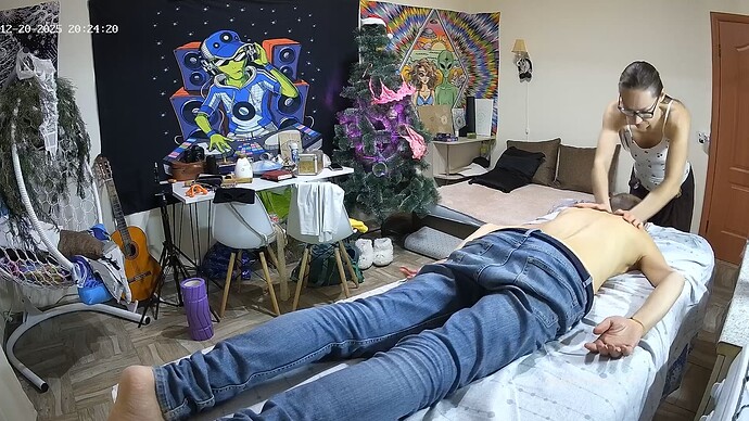 realm130-cam13-1766251504