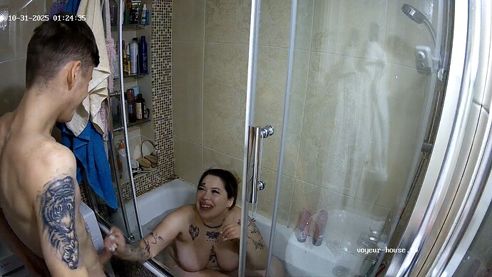 realm122-cam111-1761883651