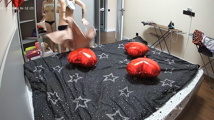 realm125-cam17-1764079776