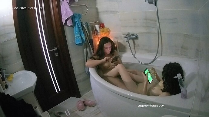 realm21-cam19-1716390456