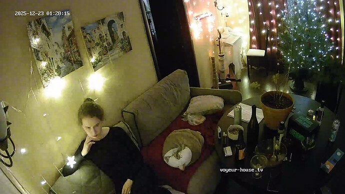 realm7-cam13-1766442534