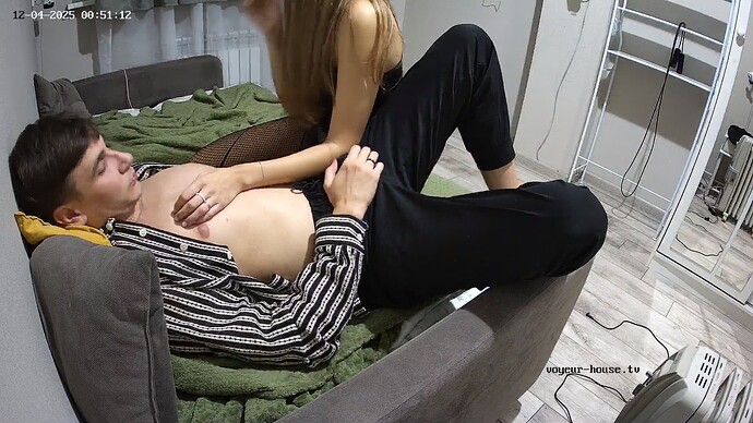 realm126-cam110-1764798718