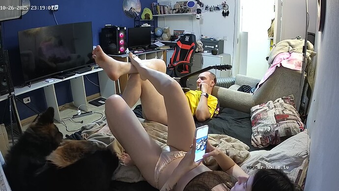 realm111-cam13-1761509978