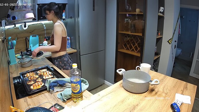 realm94-cam12-1764611000