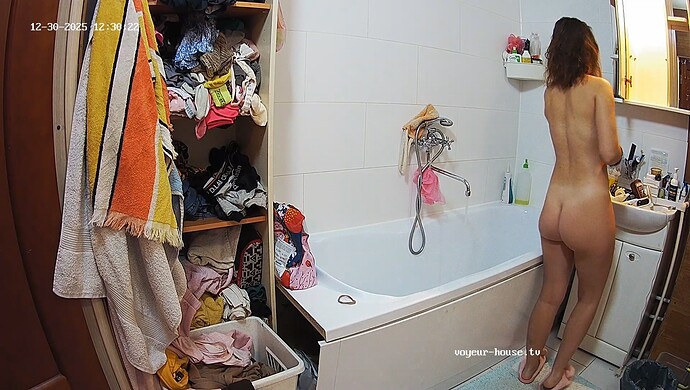 realm75-cam18-1767100161