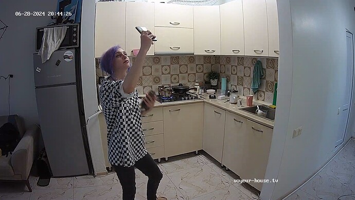 realm98-cam12-1719593115