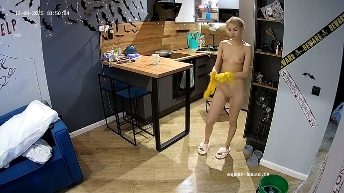 RosyAleks-20251204-04