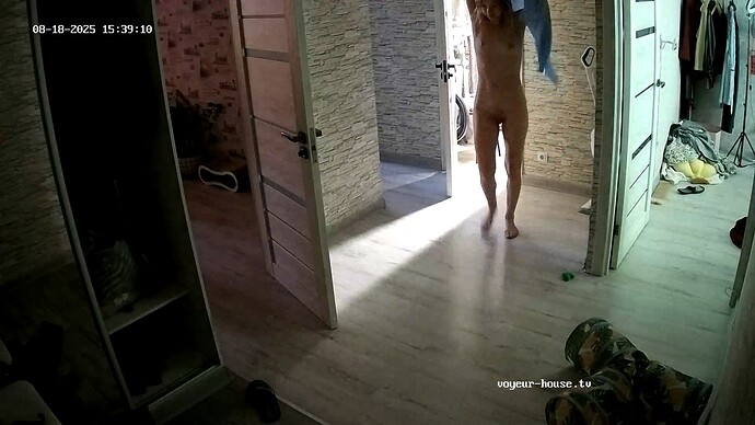 realm64-cam111-1755521341