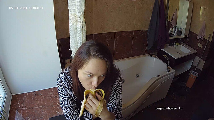 realm18-cam111-1714829438