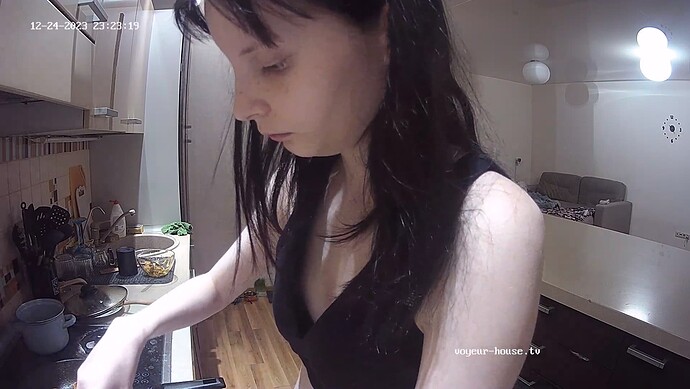 realm52-cam11-1703439312