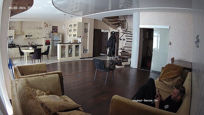 realm8-cam15-1777811991