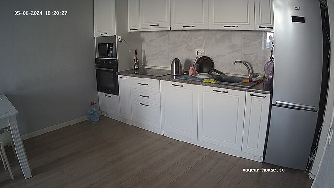 realm36-cam12-1715001664