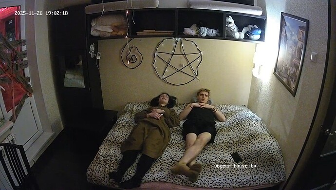 realm7-cam17-1764174400