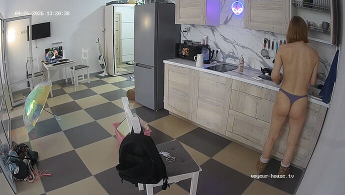 realm64-cam12-1777226715
