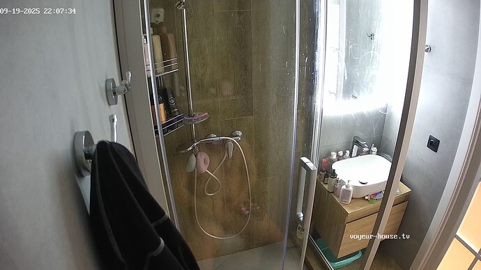 realm94-cam19-1758321036