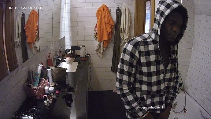 realm6-cam112-1706387388