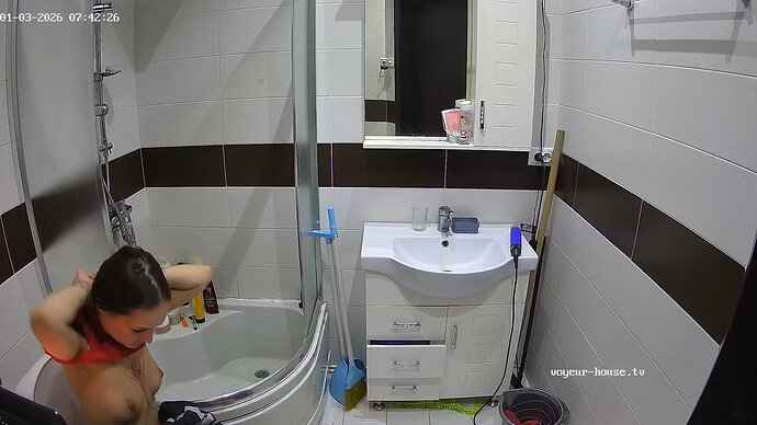 realm6-cam110-1767415922