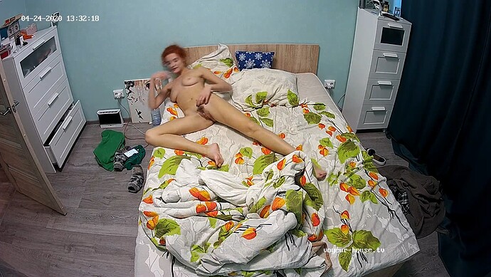 Mira_200424_naked_bedroom_@M&_H_pussy_realm18-cam18-1727728323