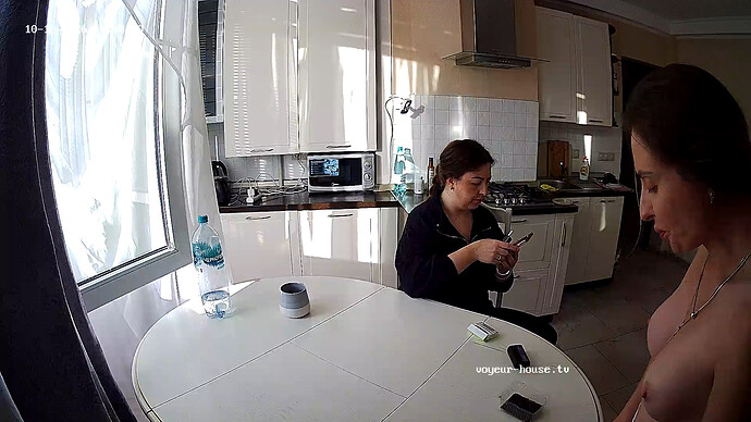 realm178-cam11-1792358241