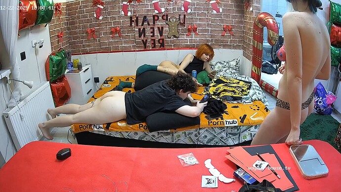 realm5-cam15-1766415680