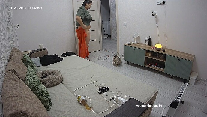 realm13-cam15-1764211105