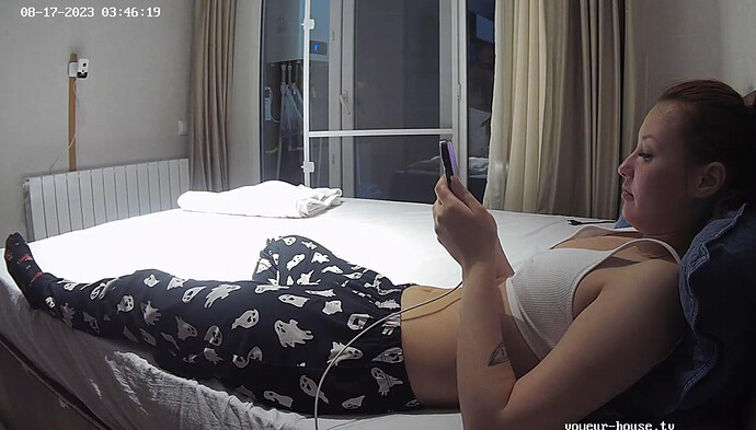 Screenshot 2023-08-16 at 19-49-00 Bedroom camera at Nikki reallifecam apartment at Voyeur House TV (cam16)