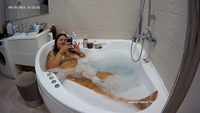 realm47-cam111-1727260096